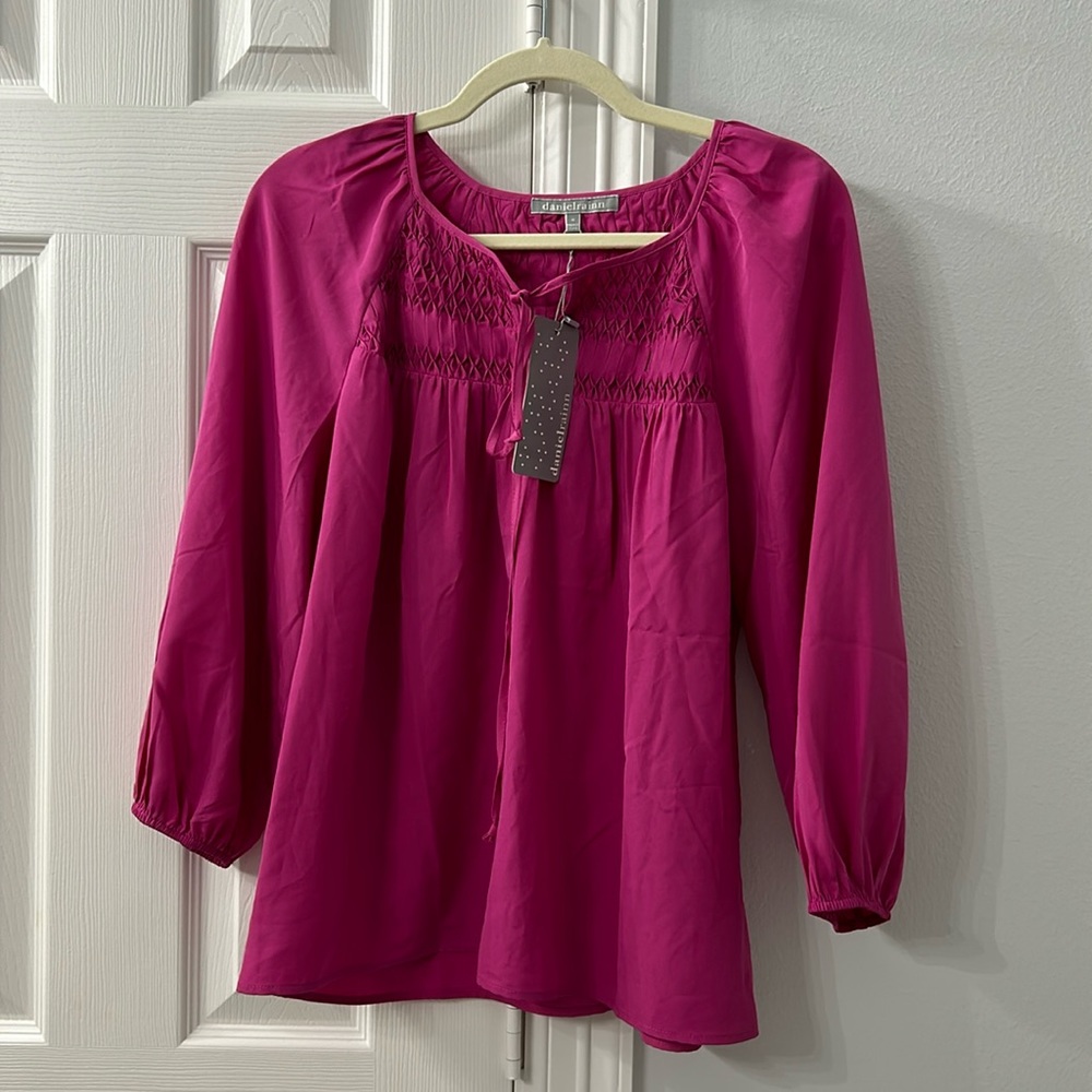 Medium blouse NWT
